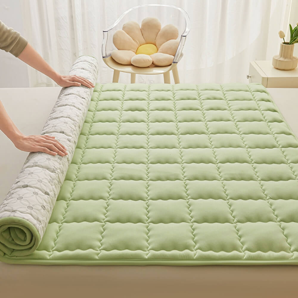 All-Seasons Breathable Quilted Non-Slip Mattress Topper