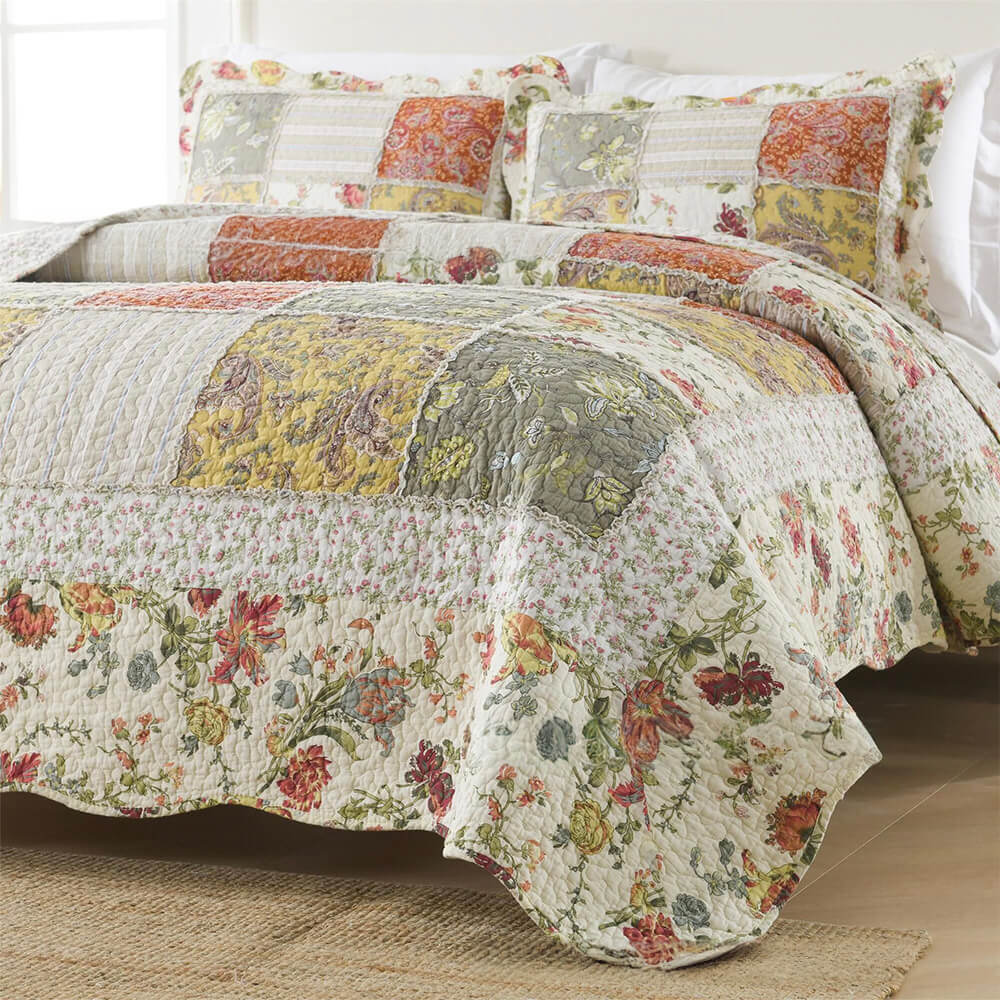 Chic Patchwork Floral Soft Bedspread Cotton Reversible Bed Sheet Set