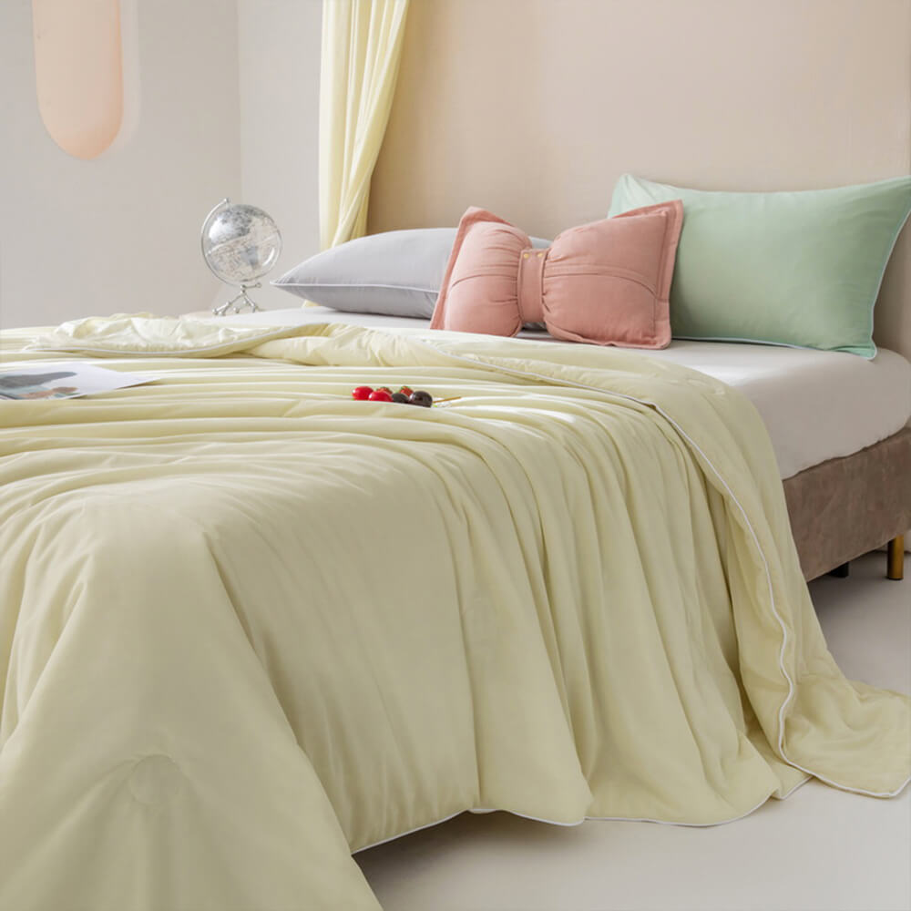 Macaron Dual-Color Cooling Ice Silk Blanket