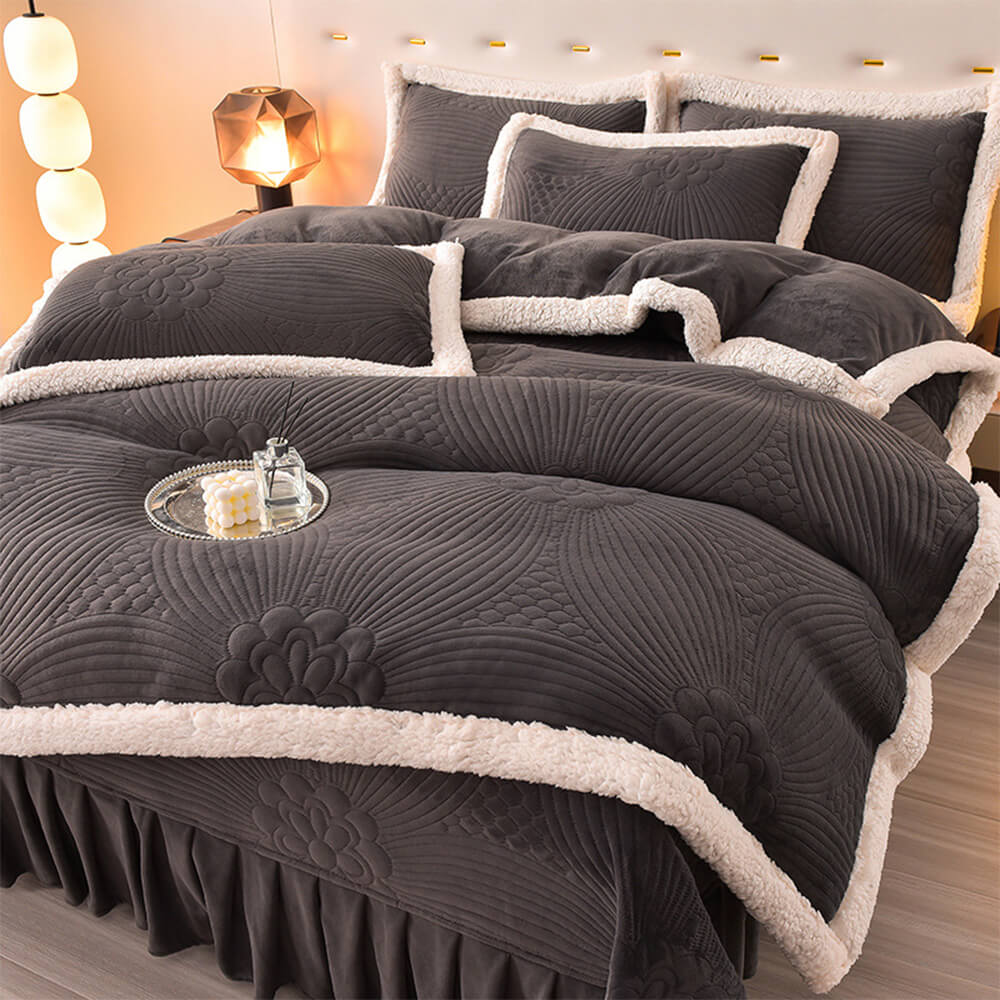 Floral Quilted Cozy Thickened Milk Fleece Bed Skirt Set