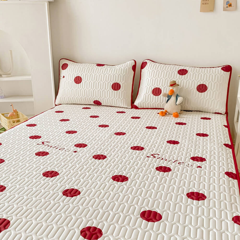 Polka Dot Cooling Latex Quilted Non-Slip Fitted Sheet Mattress Cover