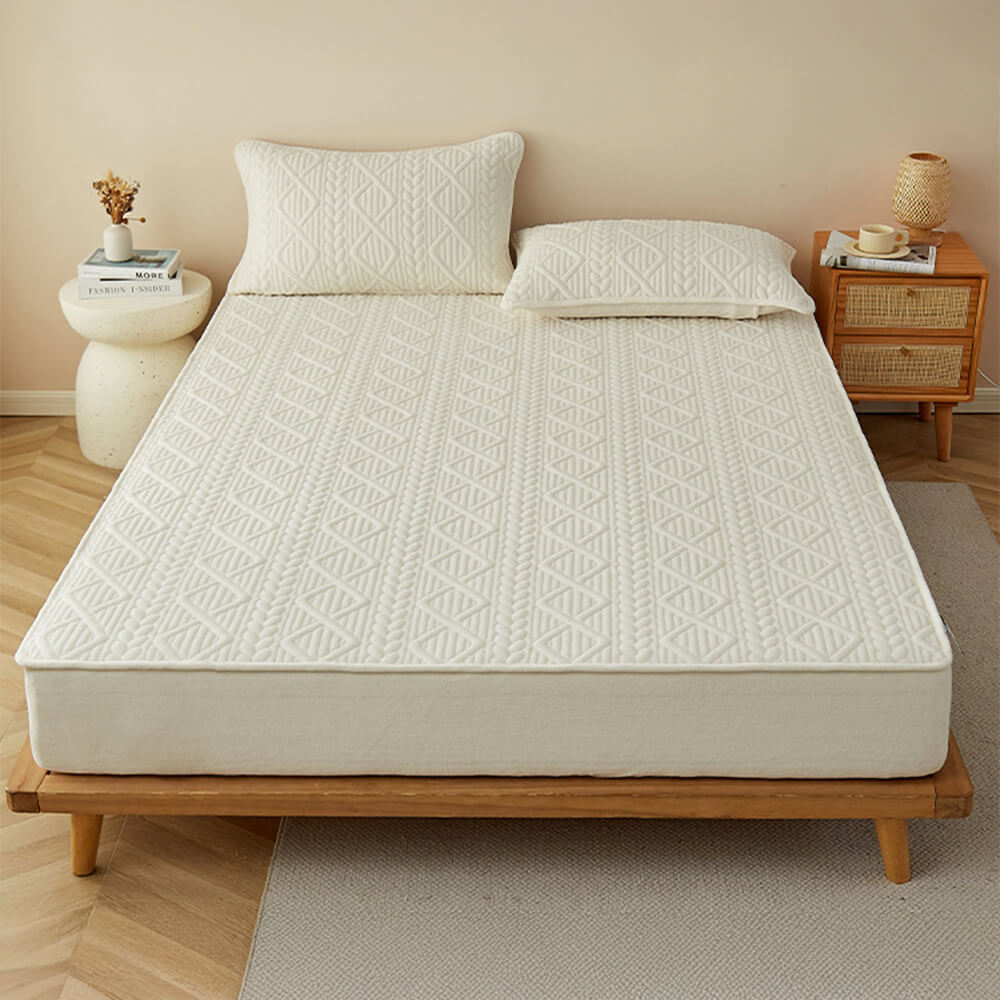 Wheat-Inspired Geometric Padding Quilted Milk Velvet Fitted Sheet Mattress Cover