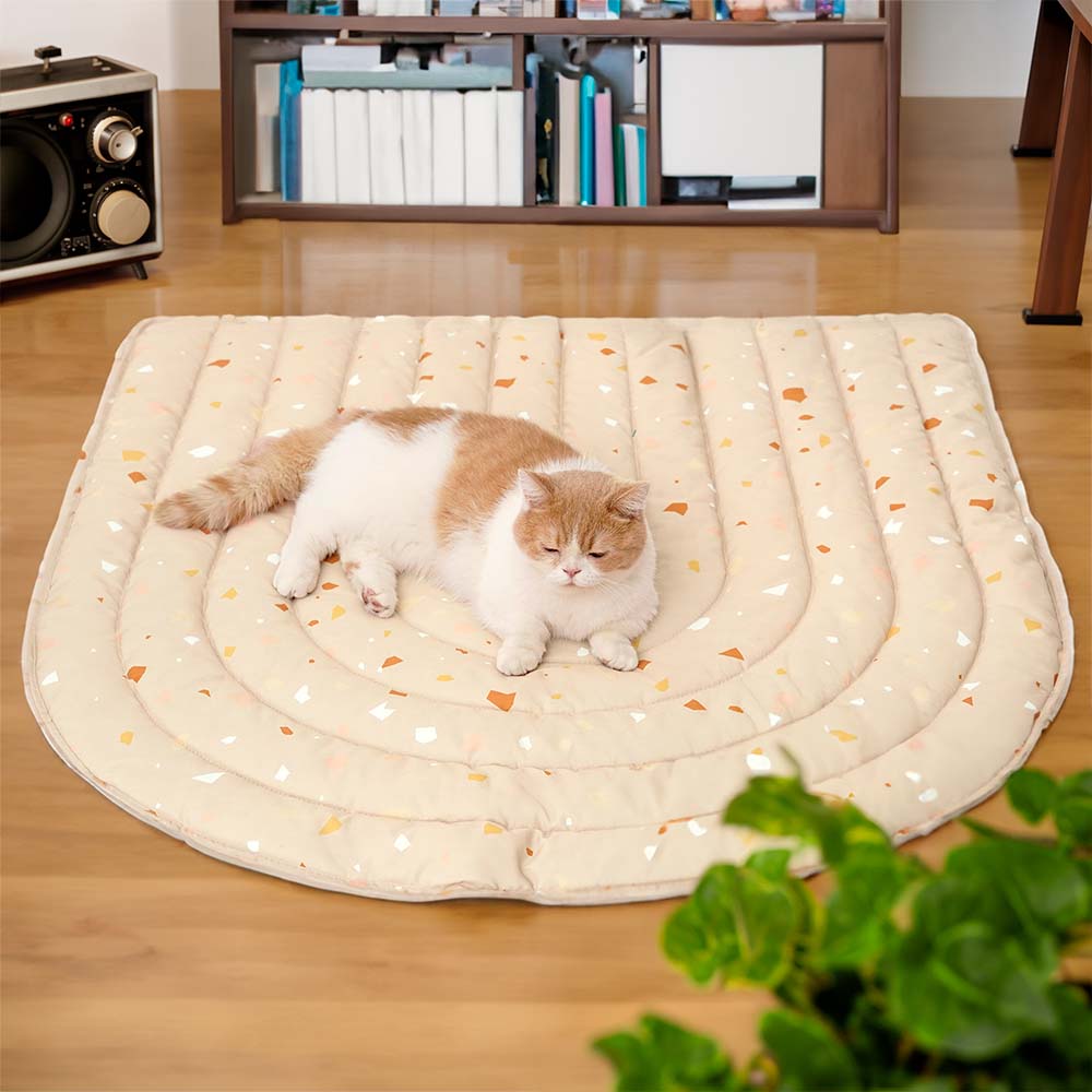 Cobertor para cachorro com estampa de terrazzo de elementos geométricos