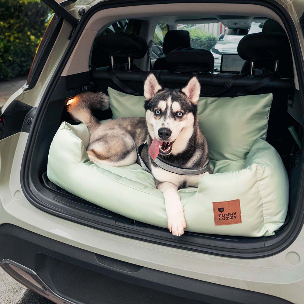 Cama de assento traseiro de carro para cães médios e grandes de segurança para viagem