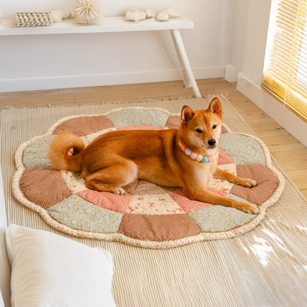 Large Flower Shape Floral Chic Pet Mat