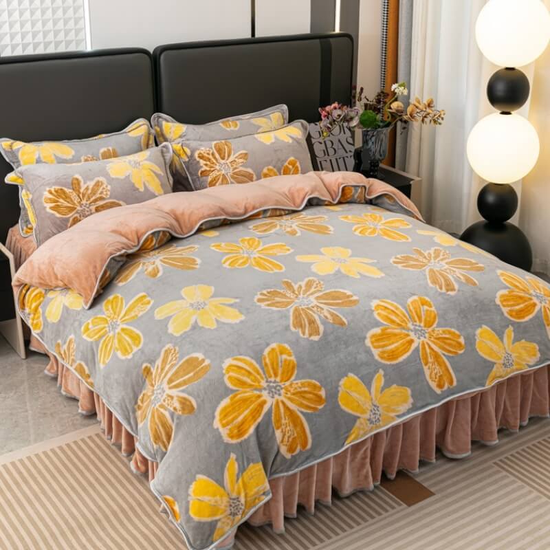 Modern Leaf Pattern Soft Milk Velvet Bed Sheet Set with Bed Skirt