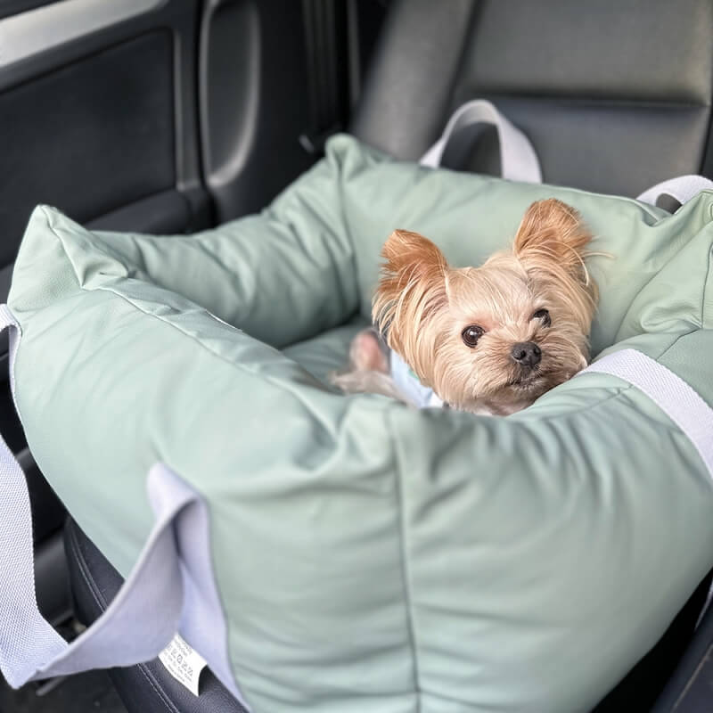 Assento de carro compacto para cães à prova d'água para segurança em viagens